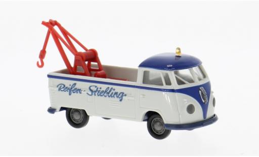 Diecast model cars Volkswagen T1 B Abschleppwagen 1960 Reifen Stiebling 1/87 Brekina