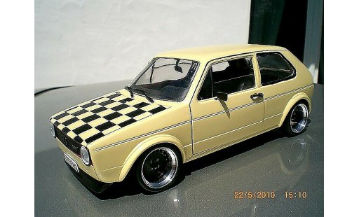 Volkswagen Golf GTI 1/18 Solido beige jantes schmidt capot damier diecast model cars