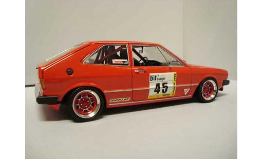 Volkswagen Scirocco GTI 1/18 Revell preparation racing diecast model cars