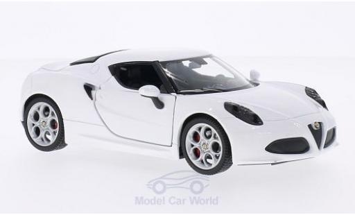 Diecast model cars Alfa Romeo 4C coupe white 2014 1/24 Welly