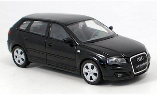 Diecast model cars Audi A3 sportback black 1/24 Welly