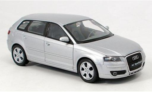 Diecast model cars Audi A3 sportback silver 1/24 Welly