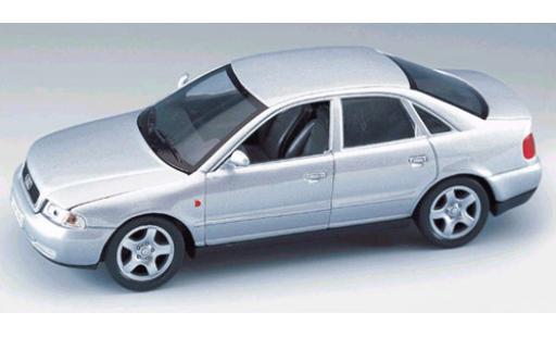Diecast model cars Audi A4 berline silver 1/24 Welly