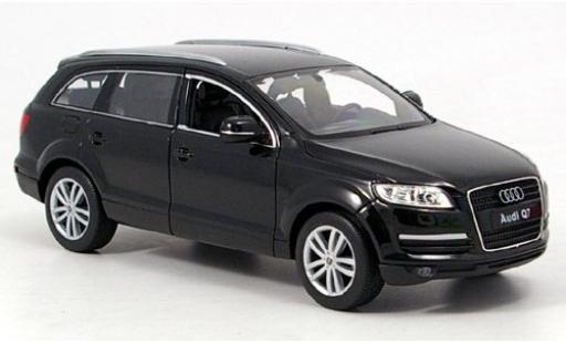 Diecast model cars Audi Q7 suv black 1/24 Welly