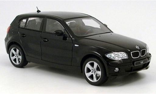 Diecast model cars Bmw 120 hatchback i black 1/18 Welly