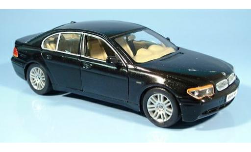 Diecast model cars Bmw 745 E65 i black 2002 1/24 Welly