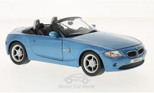 Diecast model cars Bmw Z4 roadster metallic blue 2003 1/24 Welly