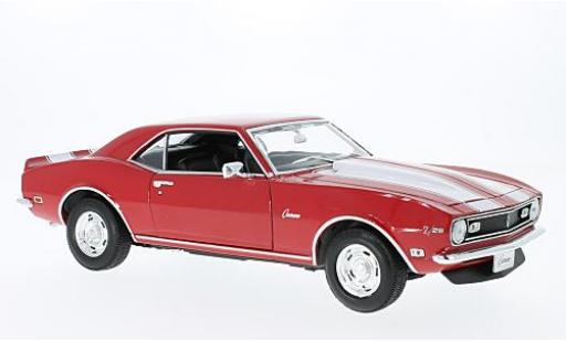 Diecast model cars Chevrolet Camaro Z28 red/white 1968 1/18 Welly