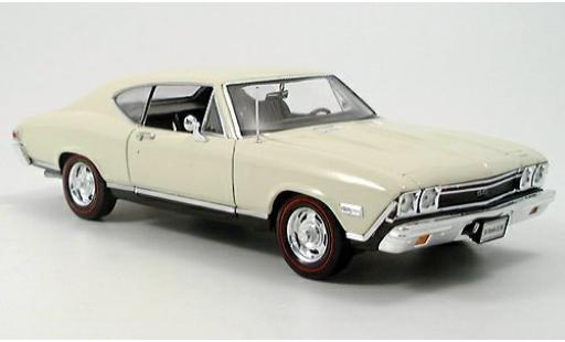 Diecast model cars Chevrolet Chevelle Coupe beige 1968 1/18 Welly