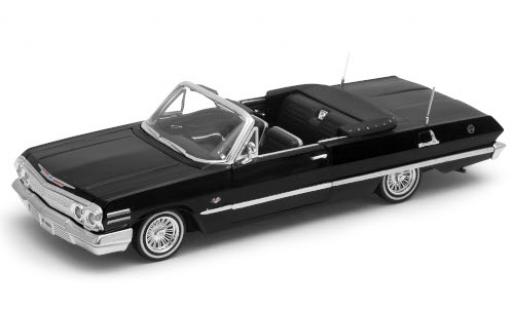 Diecast model cars Chevrolet Impala Convertible Tuning black 1963 1/24 Welly