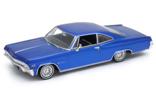 Diecast model cars Chevrolet Impala tuning SS 396 metallic blue 1965 1/24 Welly