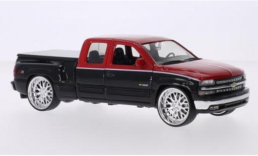 Diecast model cars Chevrolet Silverado tuning Extended Cab red/black 1999 Protection de surface de chargement d&Atilde;&copy;tachable 1/24 Welly