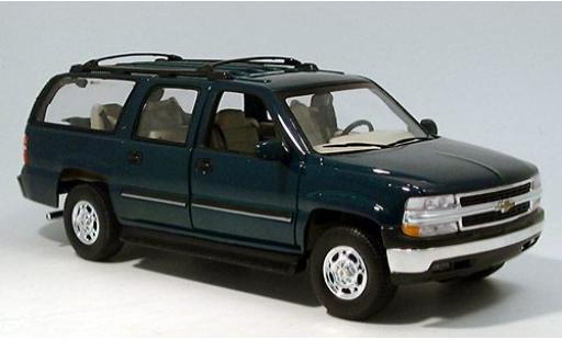 Diecast model cars Chevrolet Suburban suv green green 1/18 Welly