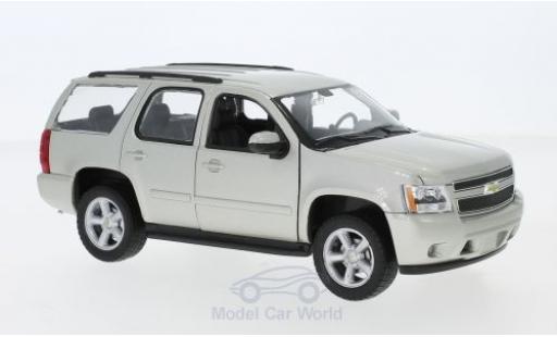 Diecast model cars Chevrolet Tahoe suv metallic beige 2008 1/24 Welly