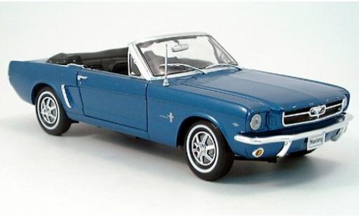 Diecast model cars Ford Mustang Convertible met. blue 1964 1/18 Welly