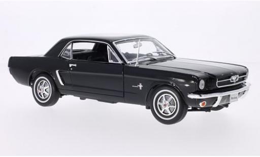 Diecast model cars Ford Mustang Hardtop Coupe black 1964 1/24 Welly
