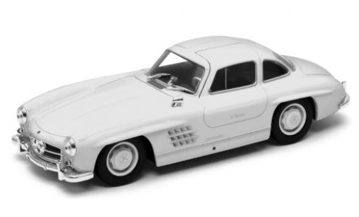 Diecast model cars Mercedes 300 Base SL (W198) white 1/24 Welly