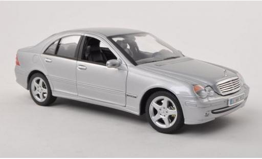 Diecast model cars Mercedes Classe C Base silver silver 2001 1/18 Welly