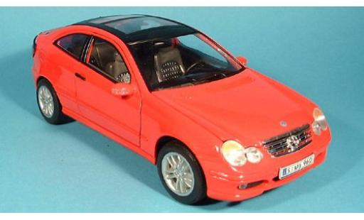 Diecast model cars Mercedes Classe GLA Base C- Klasse Sport with Glasroof red 2001 1/18 Welly
