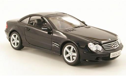 Diecast model cars Mercedes SL Base 500 (R230) Hardtop closed black 1/18 Welly
