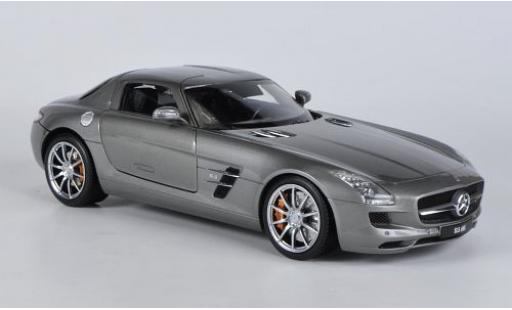 Diecast model cars Mercedes SLS Coupe AMG (C197) met.-grey (GTA Edition) 1/18 Welly