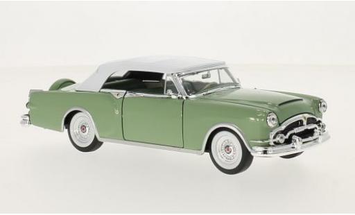 Diecast model cars Packard Caribbean Base green 1953 ouverts/es hood sans Vitrine 1/24 Welly