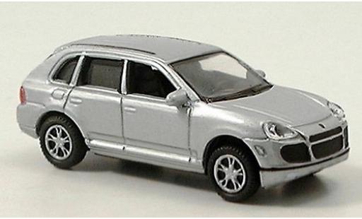 Diecast model cars Porsche Cayenne Turbo silver 1/87 Welly