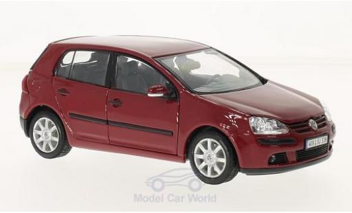 Diecast model cars Volkswagen Golf Base red 2004 1/24 Welly