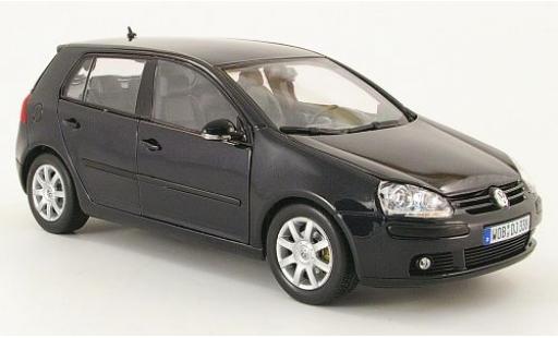 Diecast model cars Volkswagen Golf Base V metallic black sans Vitrine 1/18 Welly