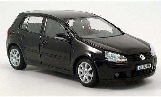 Diecast model cars Volkswagen Golf Base V black 2004 1/24 Welly