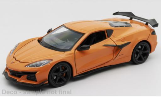 Diecast model cars Chevrolet Corvette Z06 orange 1/24 Welly
