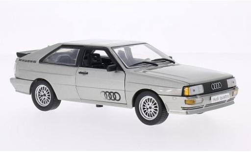 Diecast model cars Audi Quattro coupe grey 1986 1/24 WhiteBox