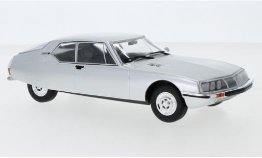 Diecast model cars Citroen SM Coupe grey 1970 1/43 WhiteBox