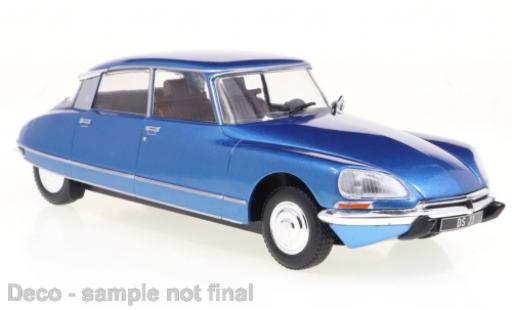 Diecast model cars Citroen DS 23 Pallas metallise blue 1973 1/24 WhiteBox