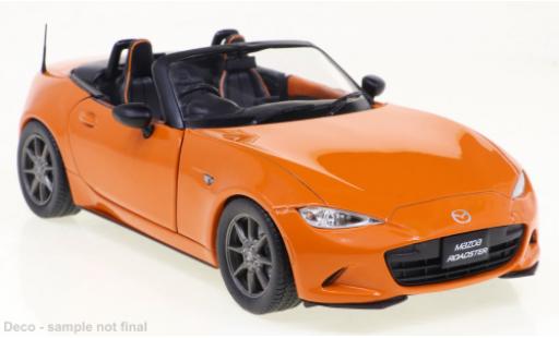 Diecast model cars Mazda MX-5 Base -5 Roadster metallise orange 2019 1/24 WhiteBox