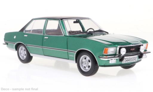 Diecast model cars Opel Commodore B GS/E green 1972 1/24 WhiteBox