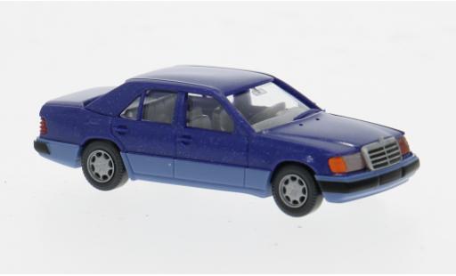 Diecast model cars Mercedes 260 Base E (W124) blue 1984 1/87 Wiking
