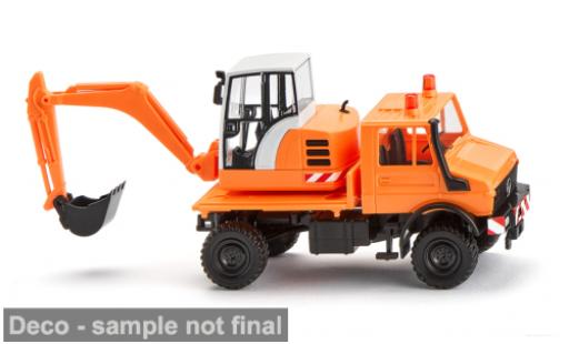 Diecast model cars Mercedes Unimog Base mit Bagger orange 1975 1/87 Wiking