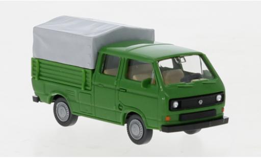 Diecast model cars Volkswagen T3 A Doppelkabine green 1979 1/87 Wiking