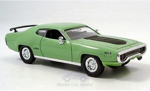 Diecast model cars Plymouth GTX 1971 green/black 1/43 Yat Ming